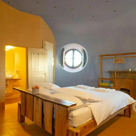 Historic Tower With Monferrato Views Vakantiehuis